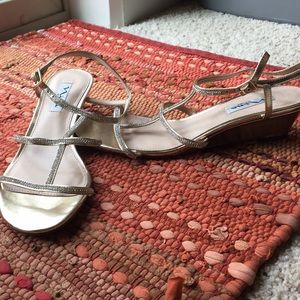 NWOT gold+diamond sandals